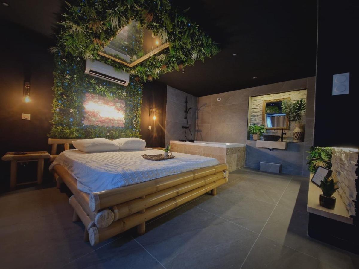 L'Experience Love Room Saint-Jean-Bonnefonds Bagian luar foto